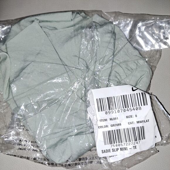 Madewell Sadie Mini Slip Dress Gatehouse Green Strappy Women's Sz 0 Item NL091 - Picture 11 of 11